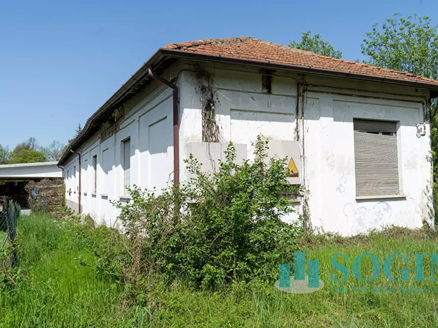Immagine 19 di Terreno industriale in vendita  in Via Bengasi a Cantù