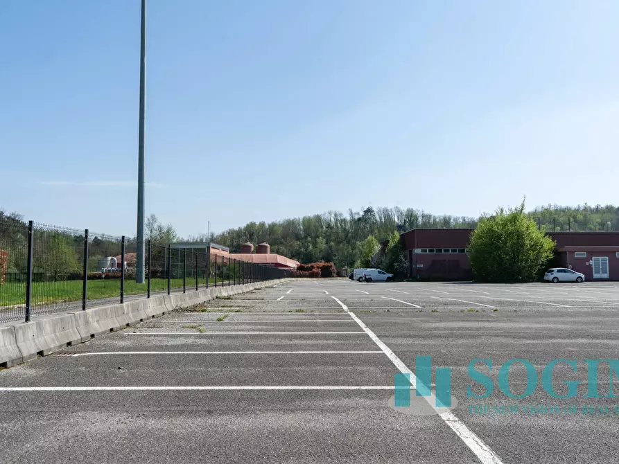 Immagine 20 di Capannone industriale in affitto  in Via Tettamanti a Colverde