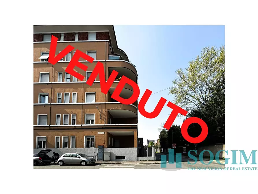 Immagine 1 di Appartamento in vendita  in via Monti e Tognetti a Monza
