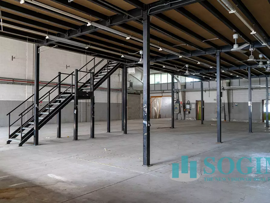 Immagine 26 di Capannone industriale in vendita  in Via Cavallotti a Biassono