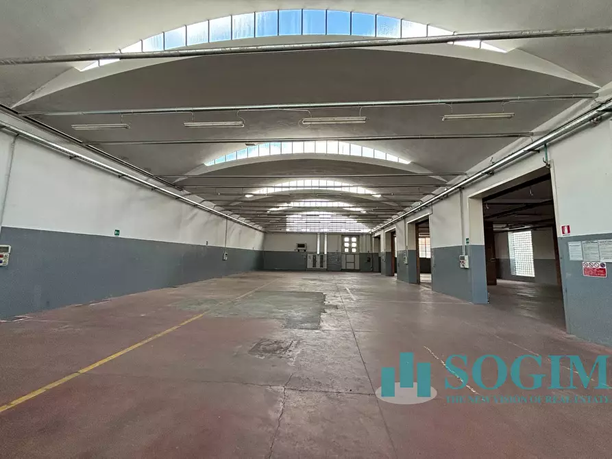 Immagine 3 di Capannone industriale in vendita  in via giovanni XXIII a Cardano Al Campo