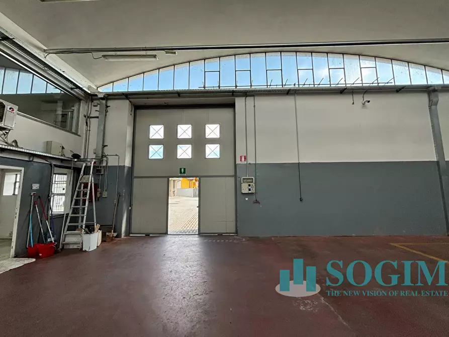 Immagine 8 di Capannone industriale in vendita  in via giovanni XXIII a Cardano Al Campo