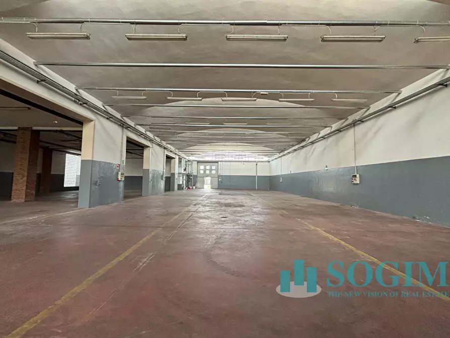 Immagine 4 di Capannone industriale in vendita  in via giovanni XXIII a Cardano Al Campo