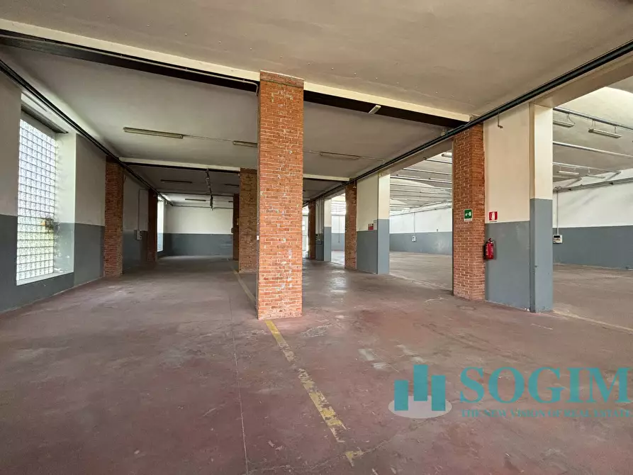Immagine 15 di Capannone industriale in vendita  in via giovanni XXIII a Cardano Al Campo