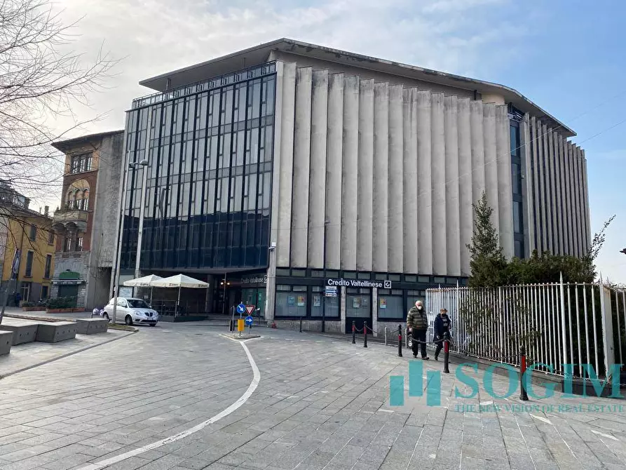 Immagine 17 di Ufficio in affitto  in Via Giacomo Matteotti a Cantù