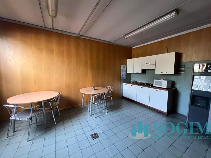 Immagine 7 di Capannone industriale in vendita  in via Cantù a Cucciago