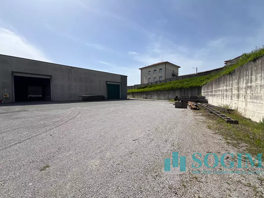 Immagine 20 di Capannone industriale in vendita  in via Cantù a Cucciago