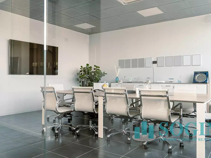 Immagine 14 di Ufficio in affitto  in via aristotele a Brugherio