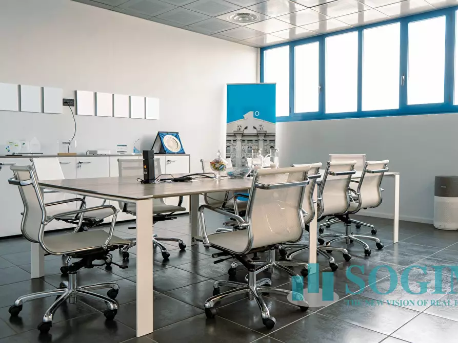 Immagine 15 di Ufficio in affitto  in via aristotele a Brugherio