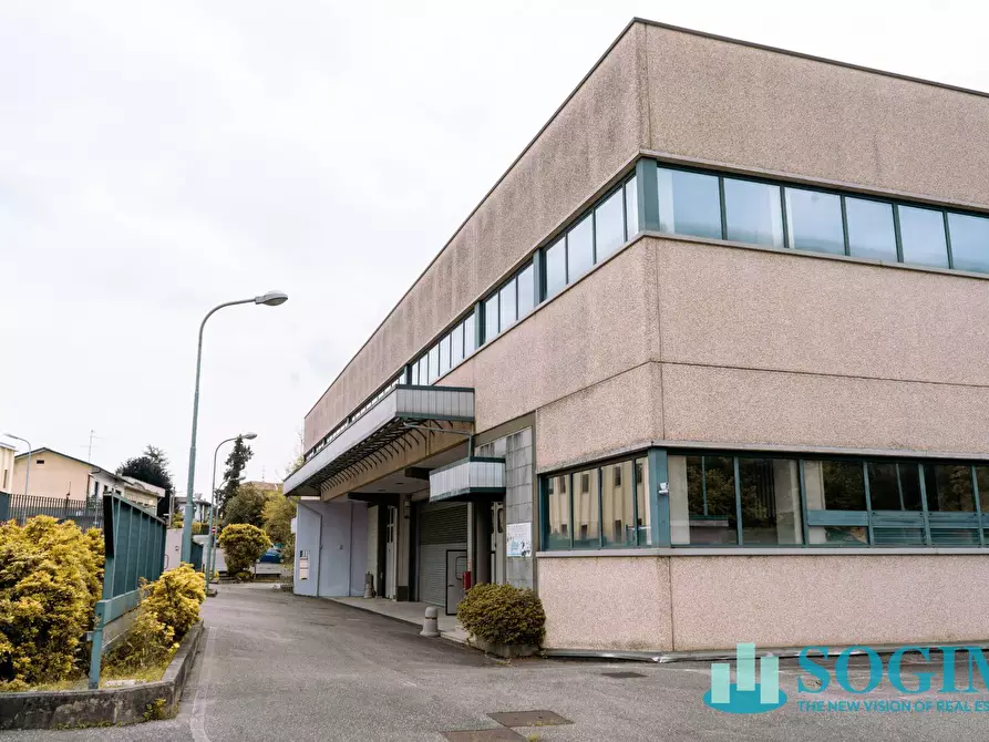 Immagine 3 di Capannone industriale in vendita  in Via Cascina Bella a Olgiate Comasco