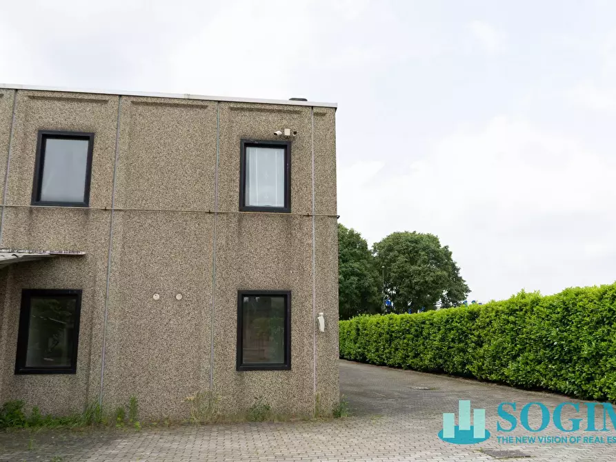 Immagine 21 di Capannone industriale in vendita  in via E. Tarantelli a Mozzate