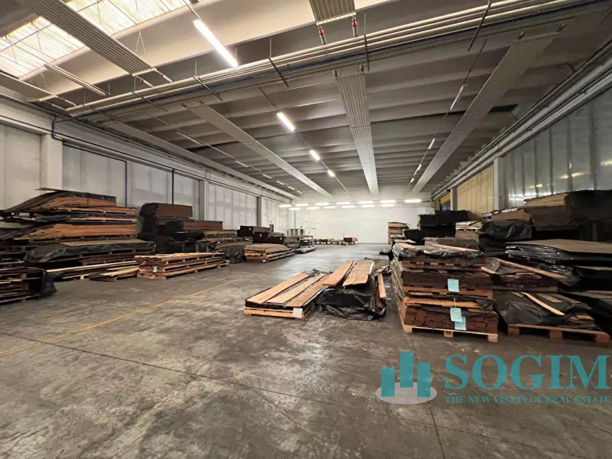 Immagine 6 di Capannone industriale in affitto  in via Cantù a Cucciago