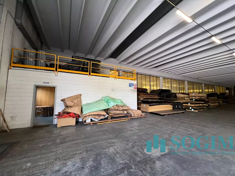 Immagine 9 di Capannone industriale in affitto  in via Cantù a Cucciago