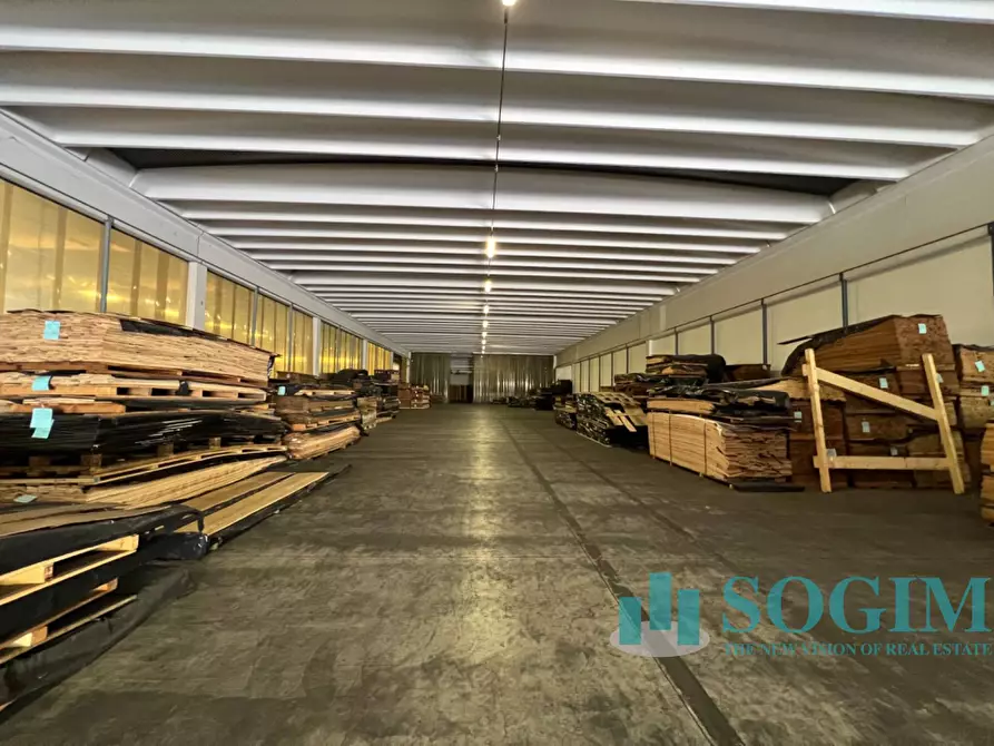 Immagine 26 di Capannone industriale in affitto  in via Cantù a Cucciago