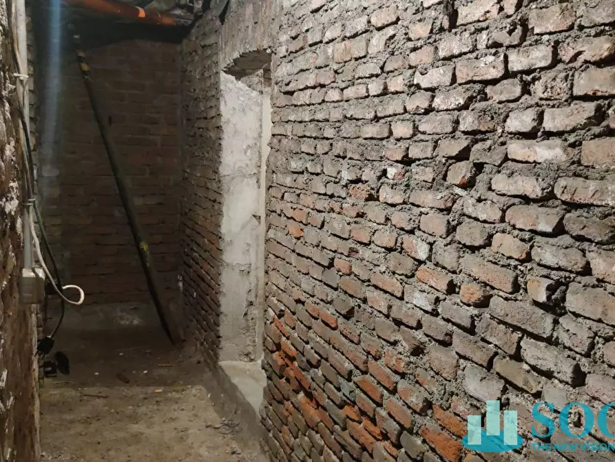 Immagine 23 di Magazzino in vendita  in Viale Francesco Crispi a Milano