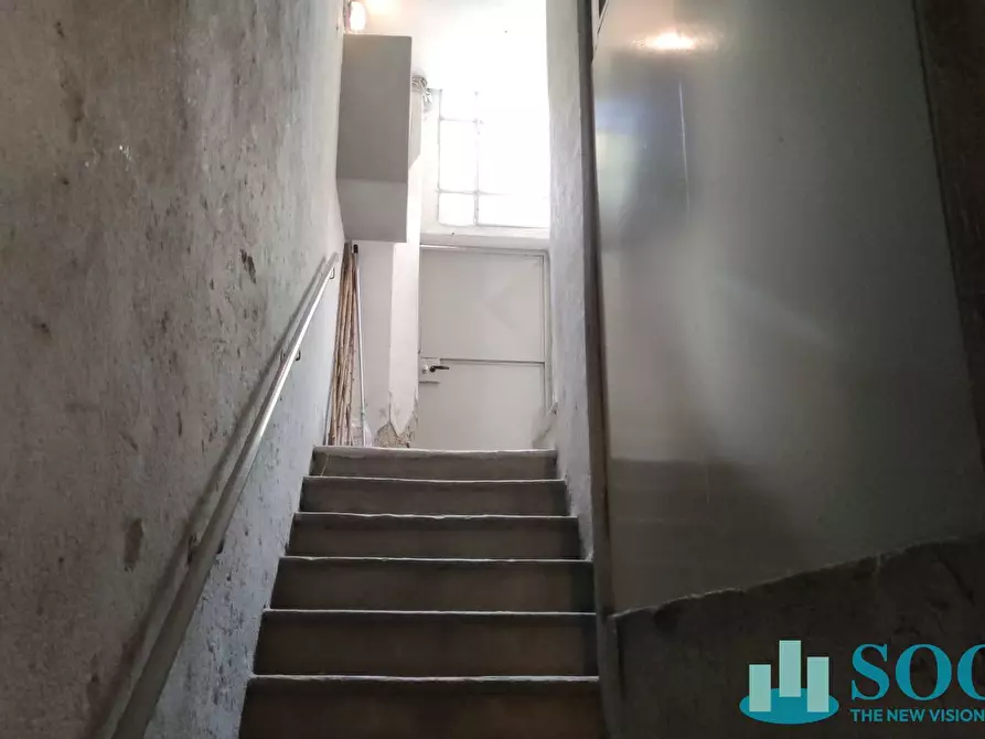 Immagine 26 di Magazzino in vendita  in Viale Francesco Crispi a Milano