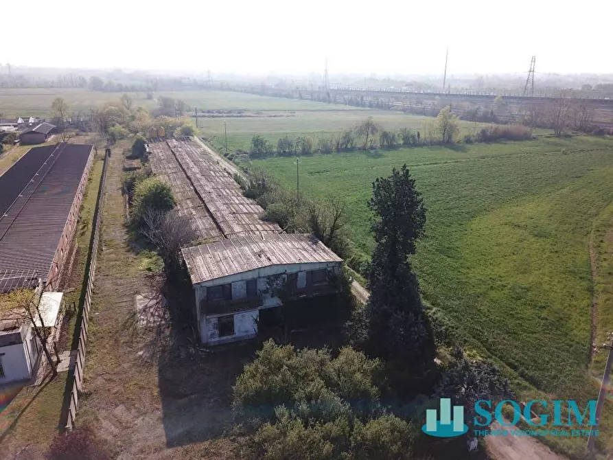 Immagine 2 di Terreno industriale in vendita  in Via Cascine San Pietro a Cassano D'adda