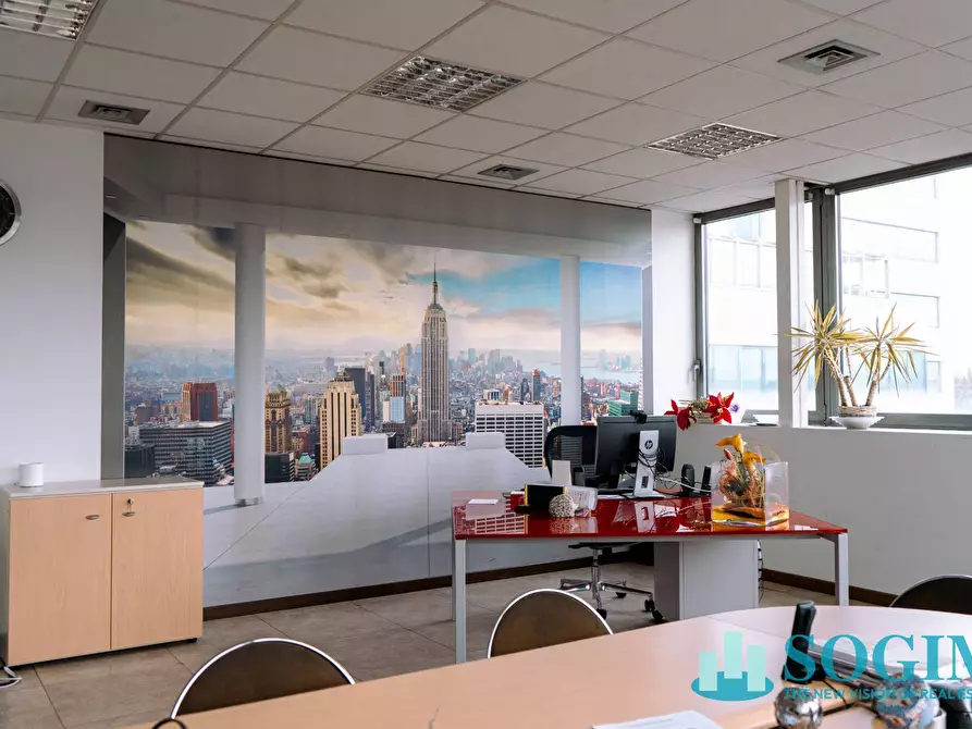 Immagine 1 di Ufficio in affitto  in via Margerita Viganò De Vizzi a Cinisello Balsamo