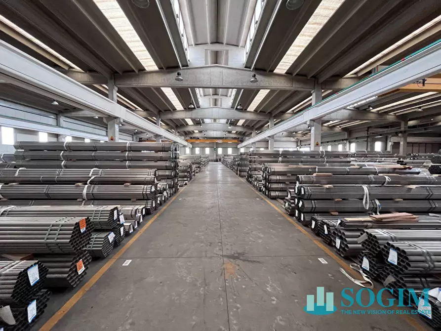 Immagine 29 di Capannone industriale in affitto  in via Dante a Abbiategrasso