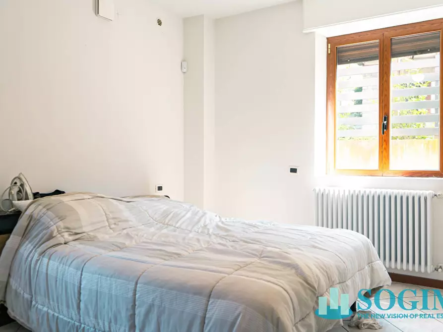 Immagine 8 di Appartamento in vendita  in Via Adamello a Figino Serenza