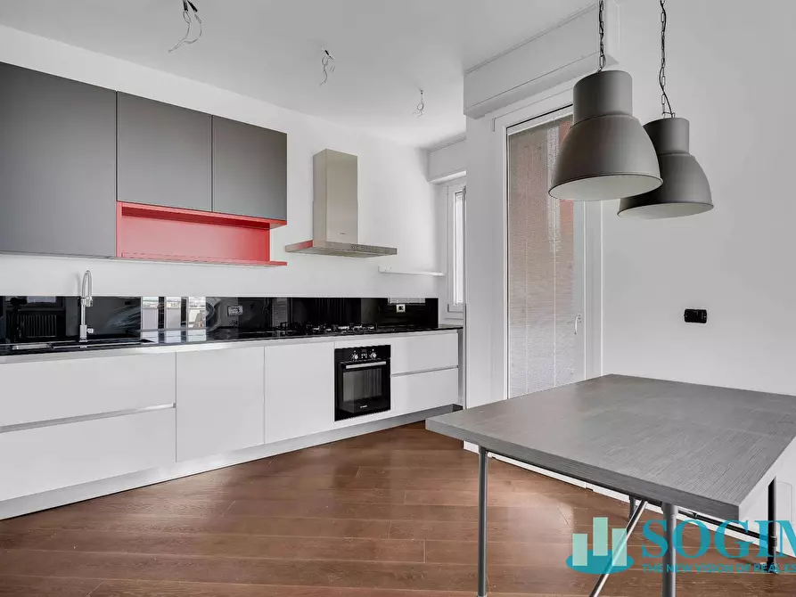 Immagine 4 di Appartamento in vendita  in Via Grandi a Sesto San Giovanni