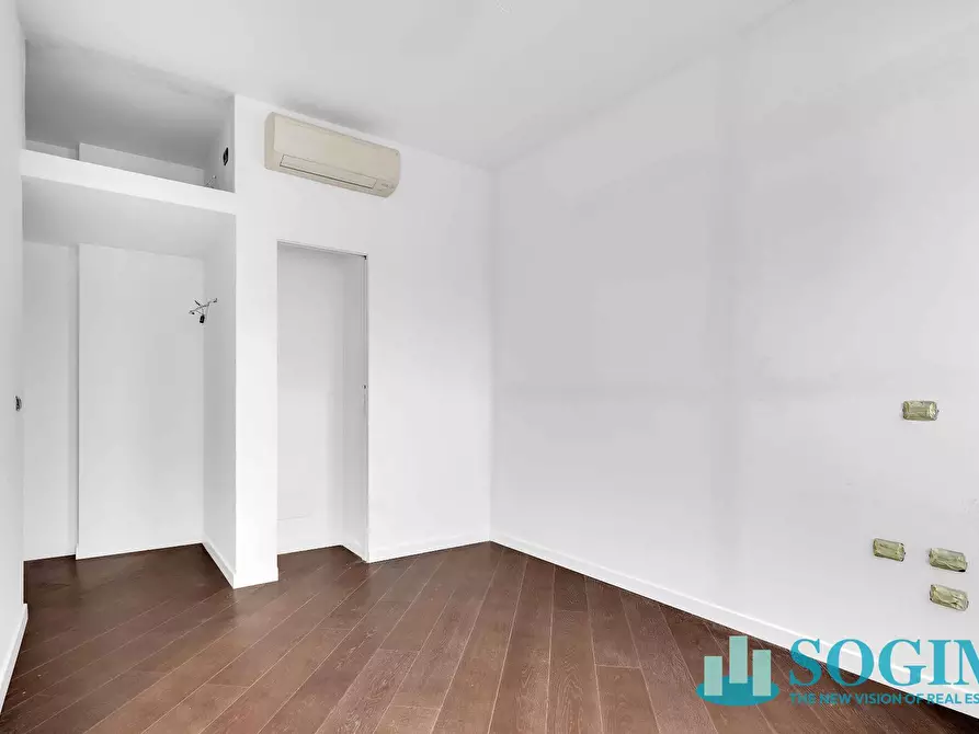 Immagine 26 di Appartamento in vendita  in Via Grandi a Sesto San Giovanni