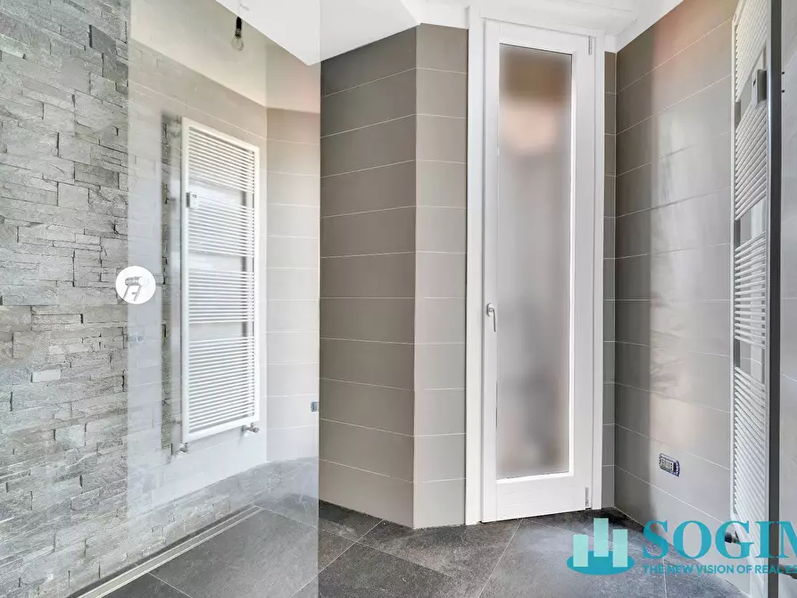 Immagine 27 di Appartamento in vendita  in Via Grandi a Sesto San Giovanni