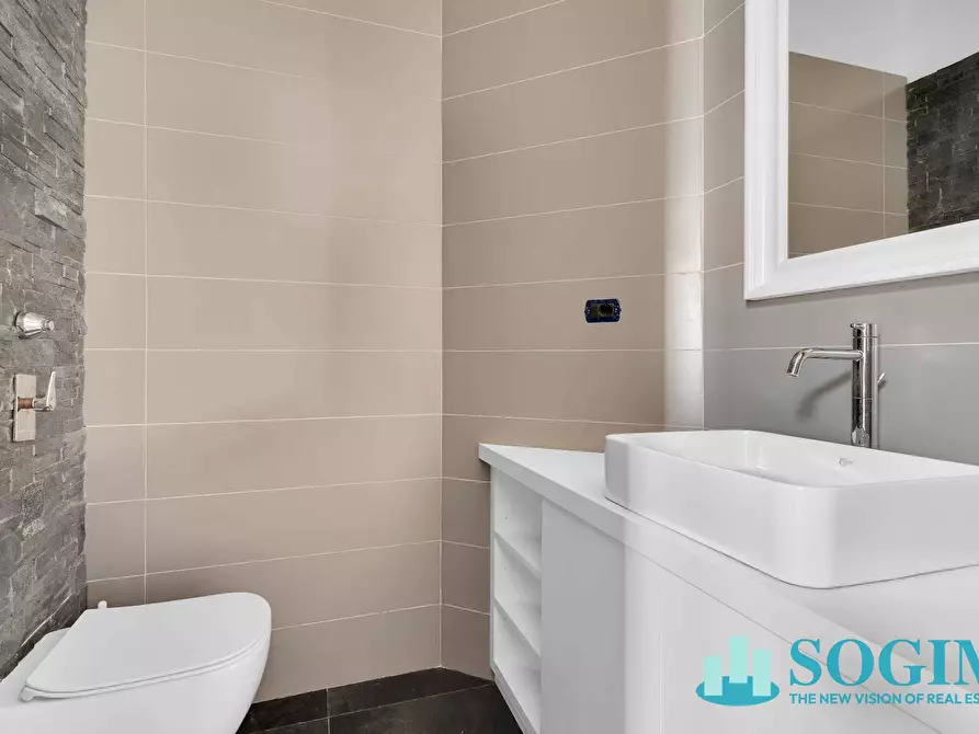 Immagine 28 di Appartamento in vendita  in Via Grandi a Sesto San Giovanni