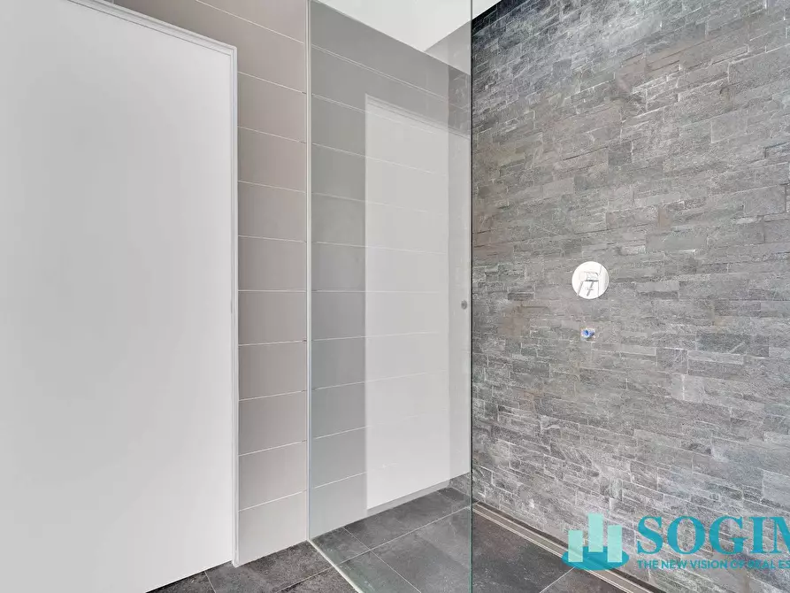 Immagine 29 di Appartamento in vendita  in Via Grandi a Sesto San Giovanni