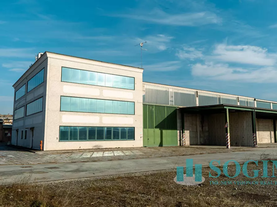 Immagine 6 di Capannone industriale in affitto  in via martin luther king a Milano