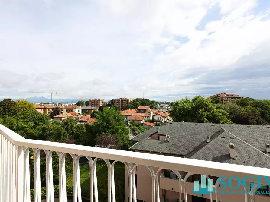 Immagine 29 di Appartamento in vendita  in via belllinzona a Monza