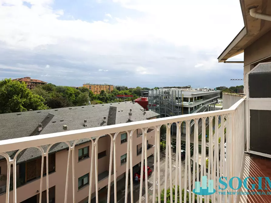 Immagine 30 di Appartamento in vendita  in via belllinzona a Monza