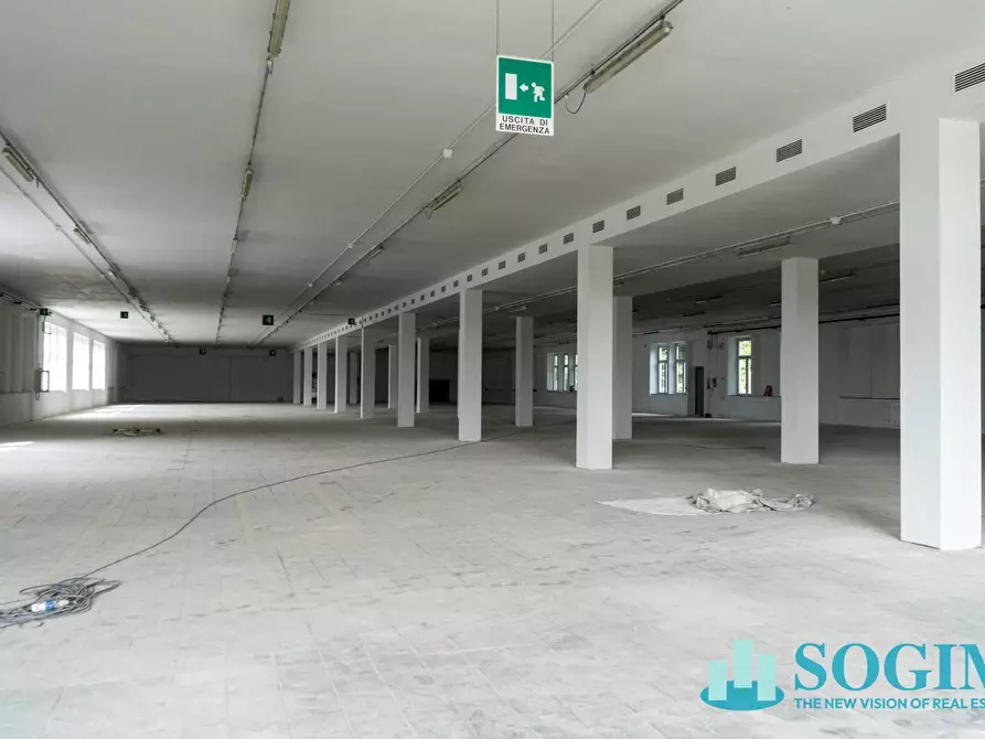 Immagine 28 di Capannone industriale in affitto  in Via Della LIbertà a Bellinzago Novarese