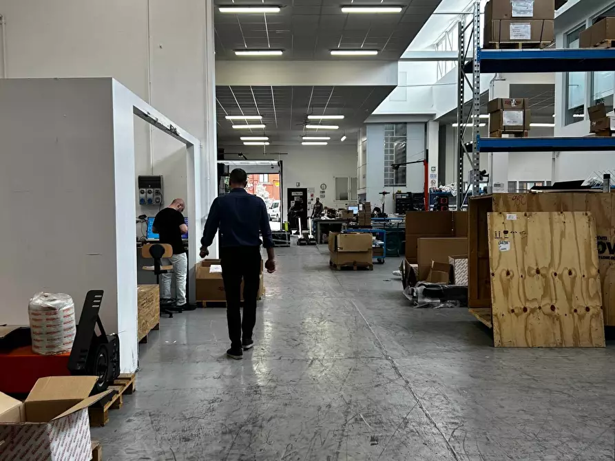 Immagine 27 di Capannone industriale in vendita  in viale rimembranze a Sesto San Giovanni
