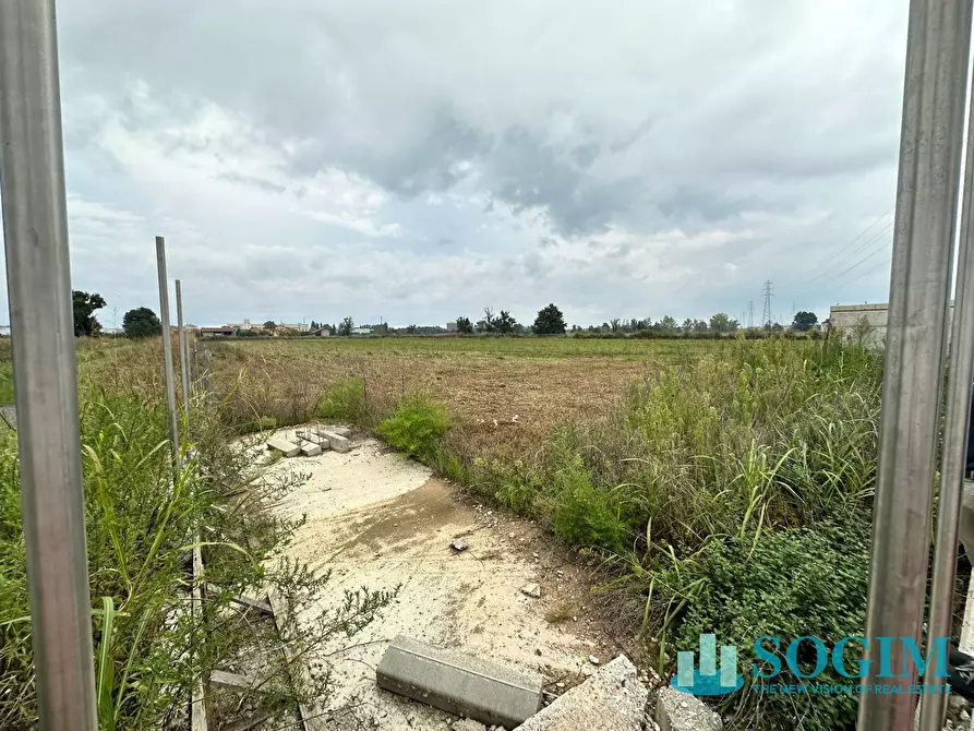 Immagine 15 di Terreno industriale in vendita  in via Saba a Abbiategrasso