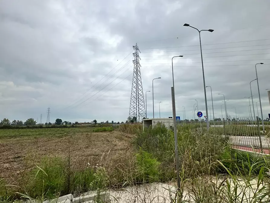Immagine 17 di Terreno industriale in vendita  in via Saba a Abbiategrasso