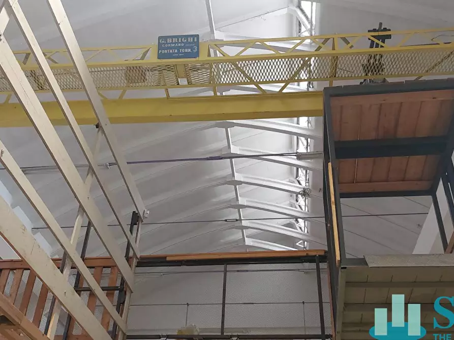 Immagine 12 di Magazzino in vendita  a Milano