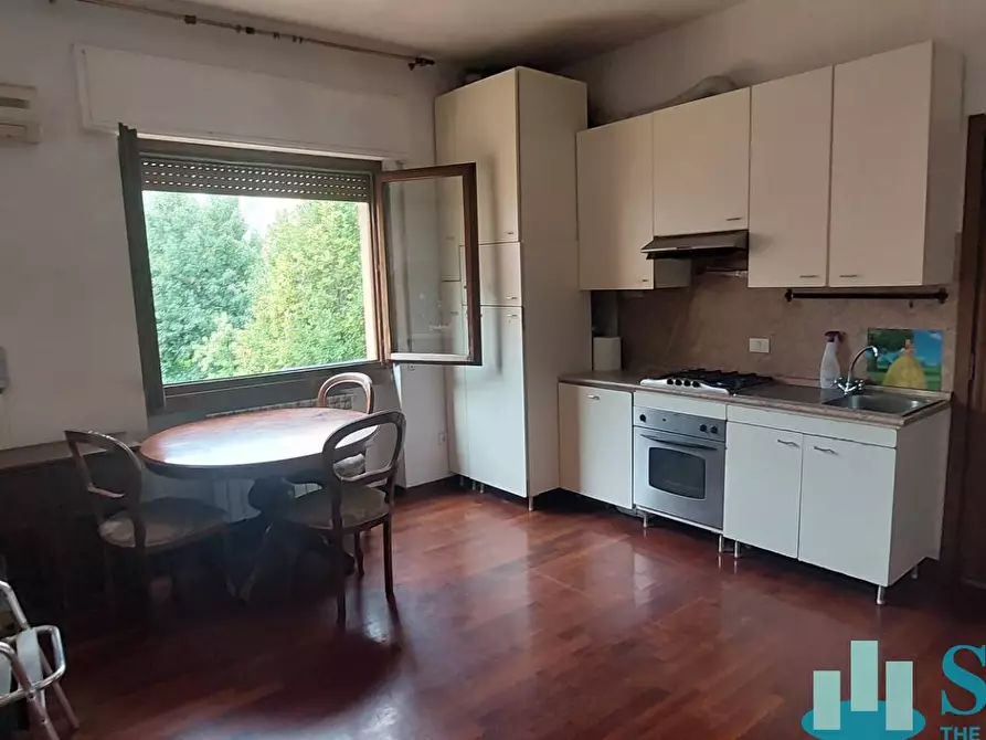 Immagine 27 di Magazzino in vendita  a Milano