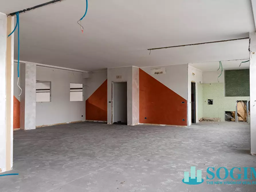 Immagine 27 di Capannone industriale in vendita  in via Erba a Melzo