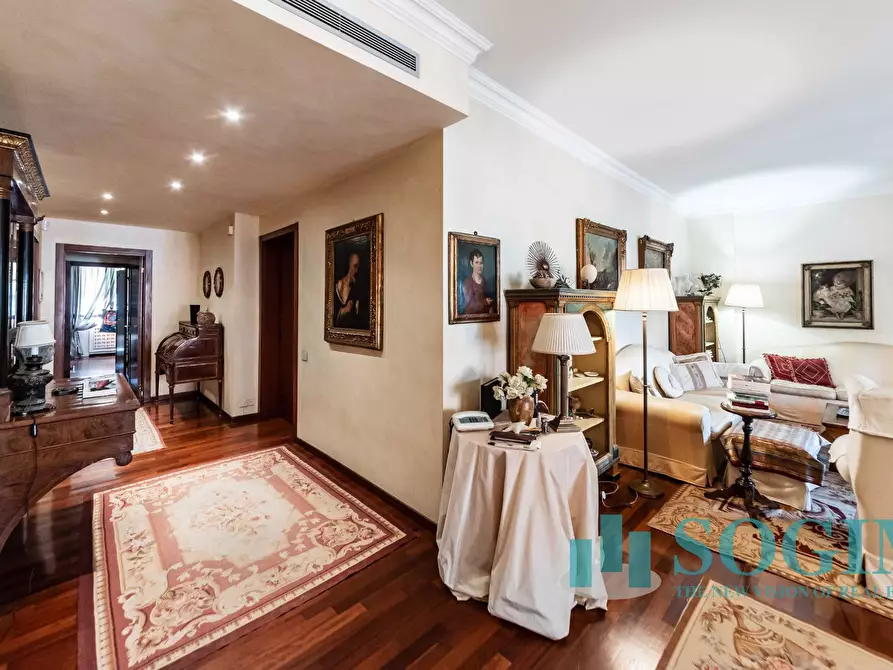 Immagine 3 di Appartamento in vendita  in Via Ramazzotti a Monza