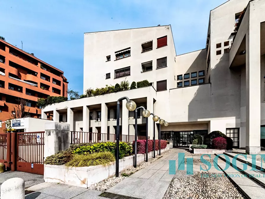 Immagine 20 di Appartamento in vendita  in Via Ramazzotti a Monza