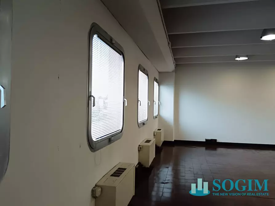 Immagine 27 di Capannone industriale in affitto  in via Vesuvio a Nova Milanese