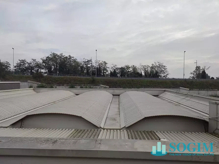 Immagine 20 di Locale commerciale in affitto  in Via Blancanuca a Treviglio