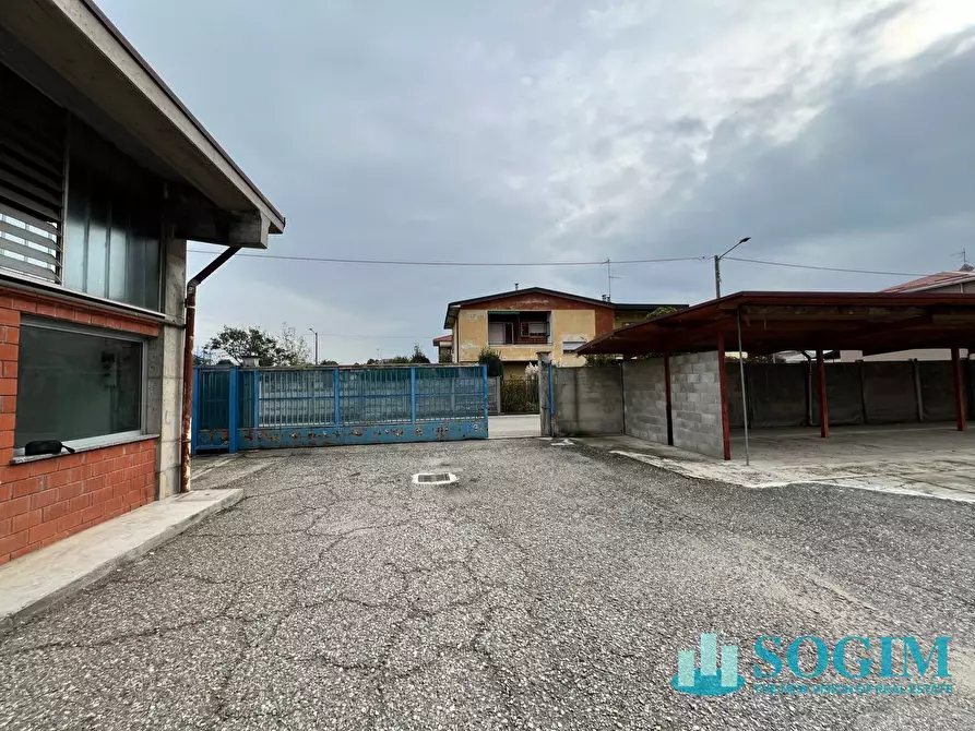 Immagine 2 di Capannone industriale in vendita  in via a. manzoni a Boffalora Sopra Ticino