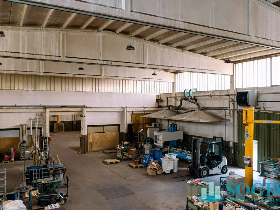 Immagine 9 di Capannone industriale in vendita  in Via dell'artigianato a Turate
