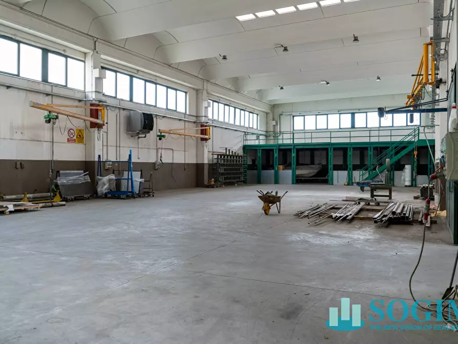 Immagine 17 di Capannone industriale in vendita  in Via dell'artigianato a Turate