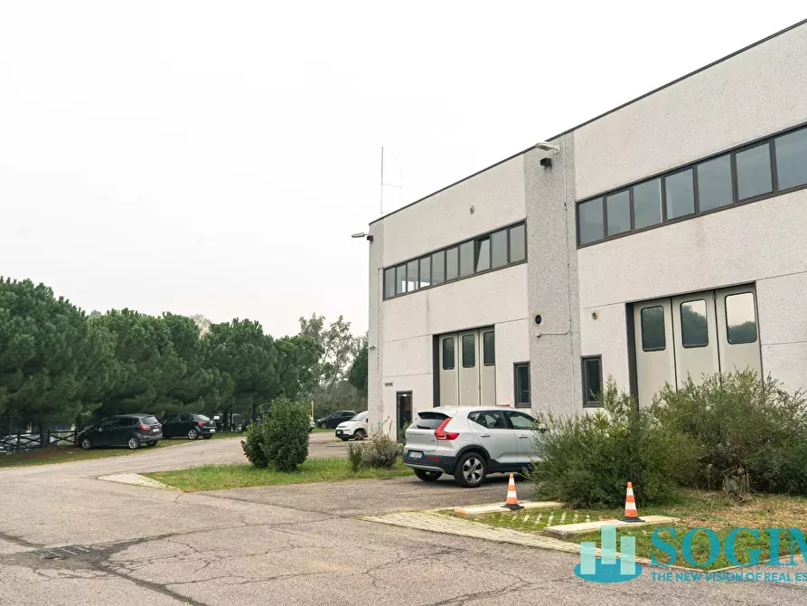 Immagine 5 di Capannone industriale in affitto  a Opera