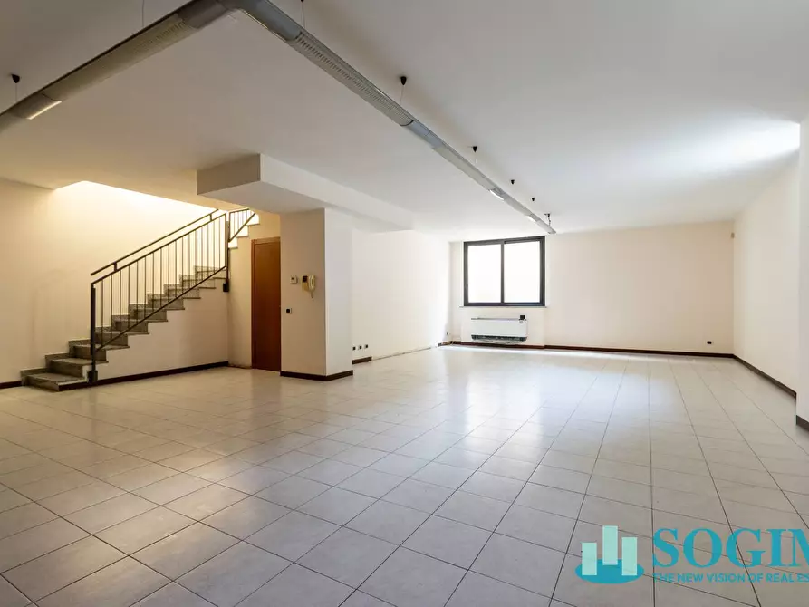 Immagine 12 di Ufficio in vendita  in Via Cappuccina a Lissone