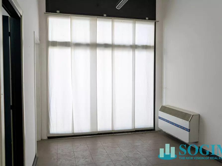 Immagine 13 di Ufficio in affitto  in Via Unione a Lurate Caccivio