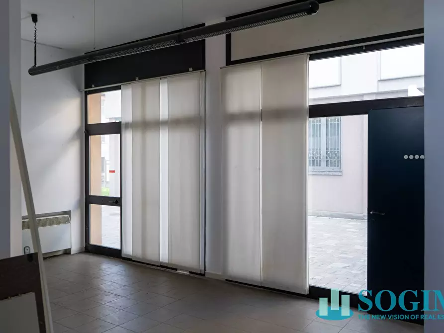 Immagine 20 di Ufficio in vendita  in Via Unione a Lurate Caccivio
